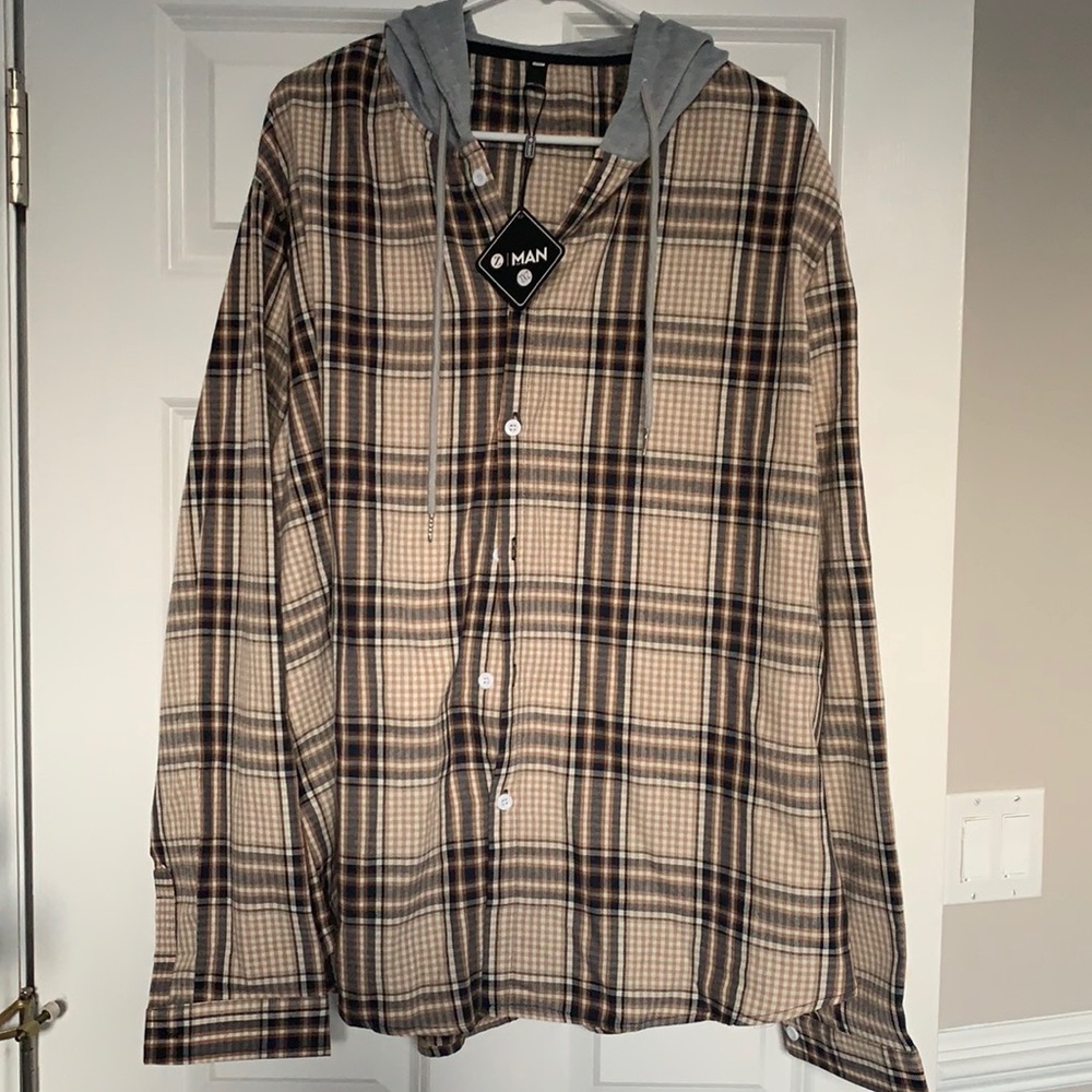 Men’s XXL forever young button down hooded shirt. Brown, beige, with gray hood.
